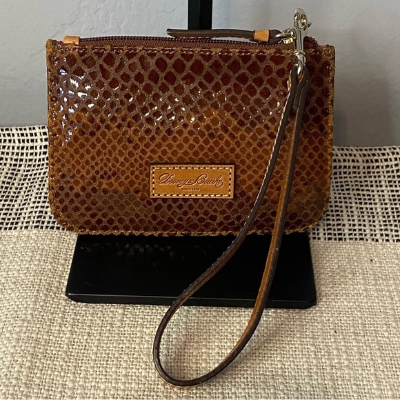 Dooney & Bourke Handbags - DOONEY & BOURKE / Brown Reptile Coin Wristlet Wallet